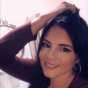 Meet your Posher, Brenda